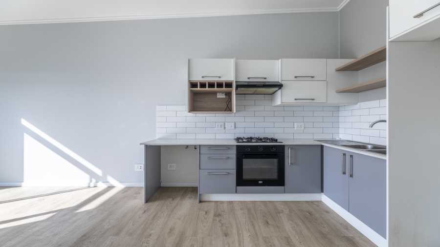 1 Bedroom Property for Sale in Table View Western Cape